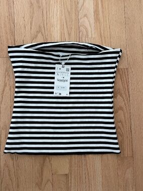 NWT Strapless Black and White Tank Top